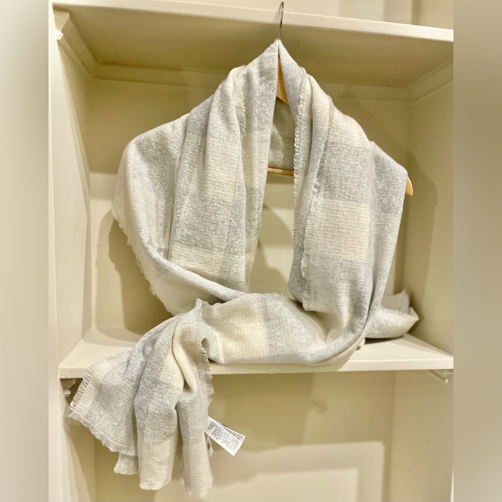 Women’s flannel Scarf
